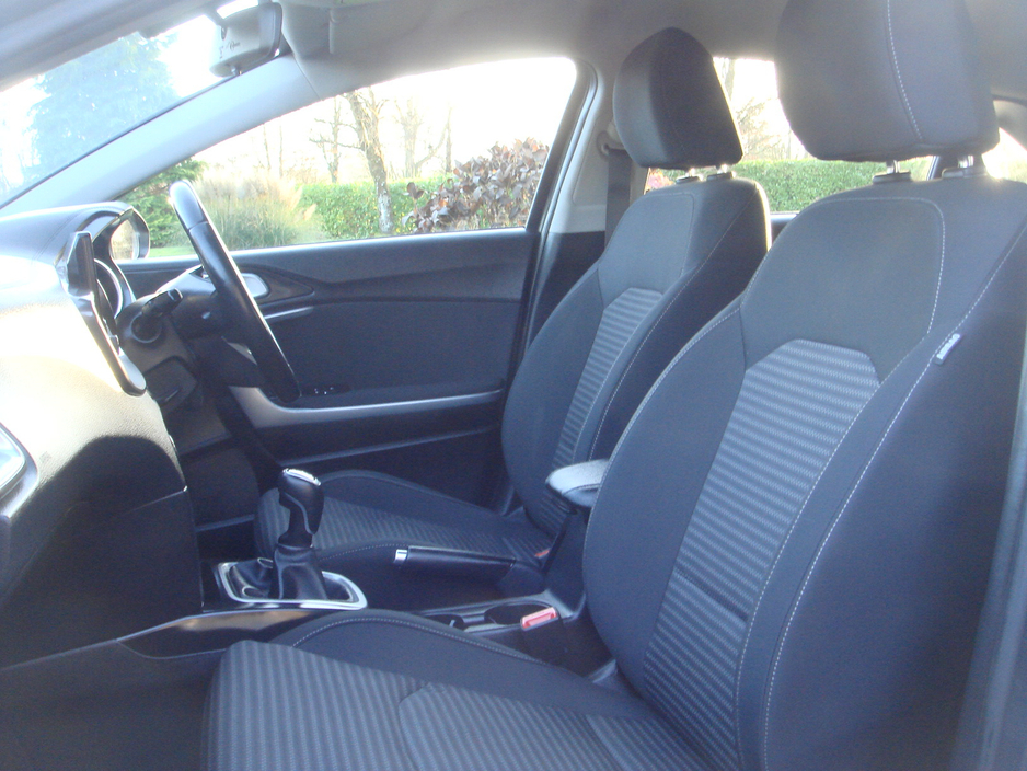 2022 Kia Ceed 1L Petrol For Sale Images