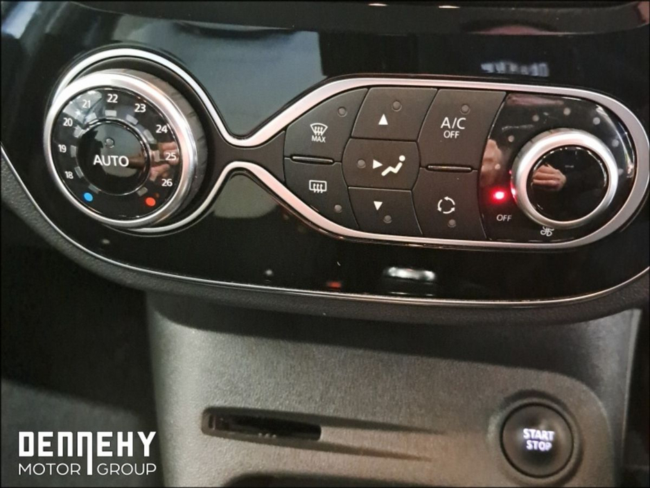 Renault Captur 0.9 TCe 90 ICONIC €55.25 p/w — thumbnail 23