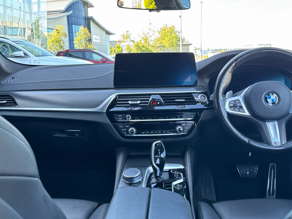 2021 BMW 5 Series 2.0L Hybrid For Sale Images