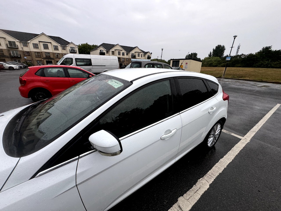 Ford Focus 1.6 TDCI ZETEC 113BHP 5DR — thumbnail 3