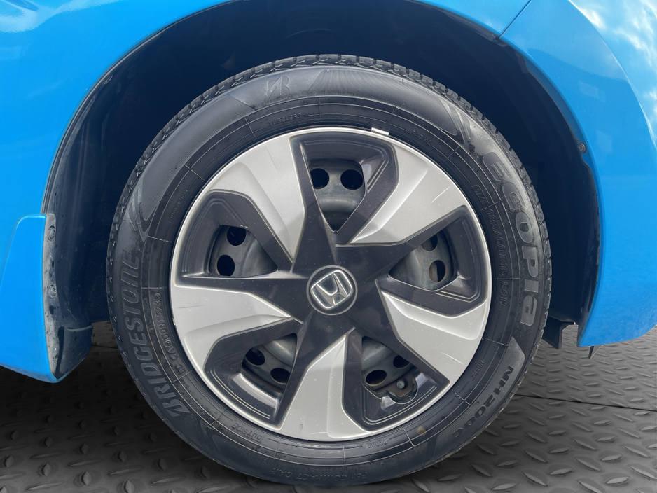 Honda Fit 2015 HONDA FIT 1.5 HYBRID  AUTOMATIC *FINANCE* — thumbnail 12