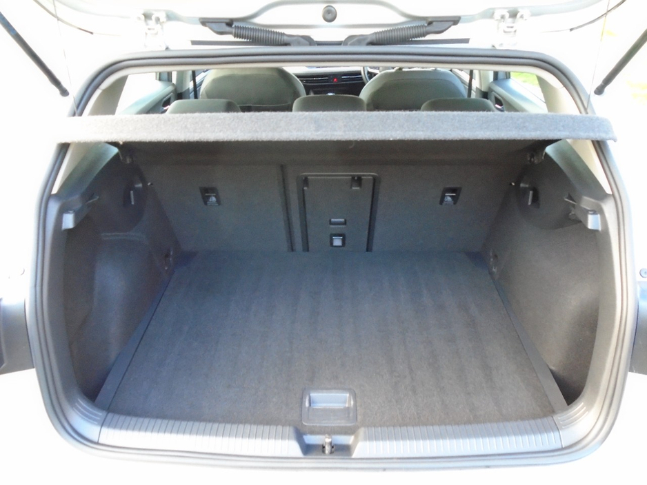 2021 Volkswagen Golf 2L Diesel For Sale Images