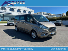 Ford Tourneo Custom Limited LWB 2.0TDCi 130Ps manual 6 speed 8 seat minibus