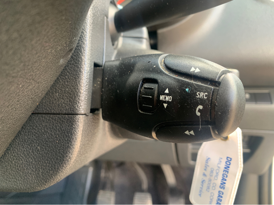 2015 Peugeot 5008 1.6L Diesel For Sale Images