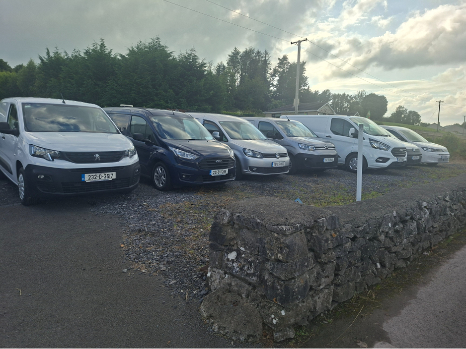 2023 Peugeot Partner 1.5L Diesel For Sale Images