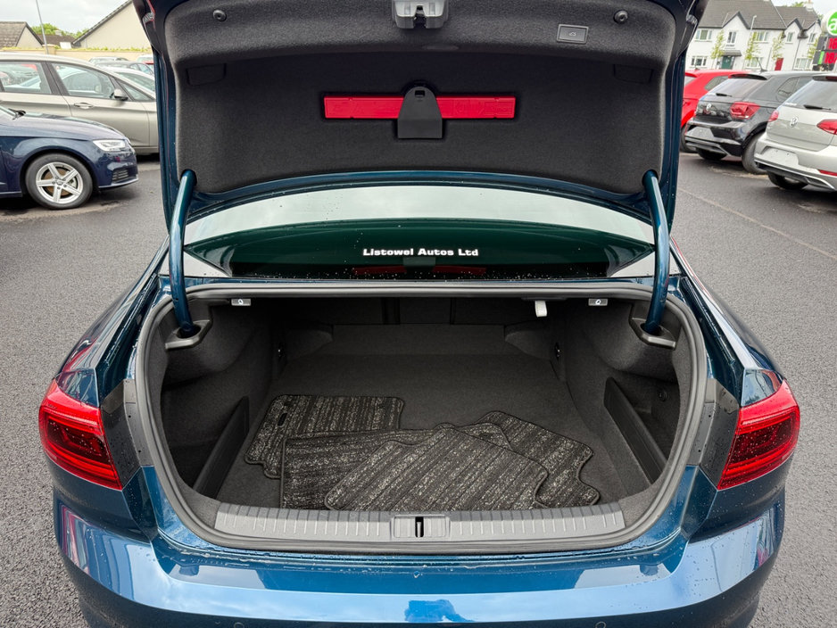 2021 Volkswagen Passat 2L Diesel For Sale Images