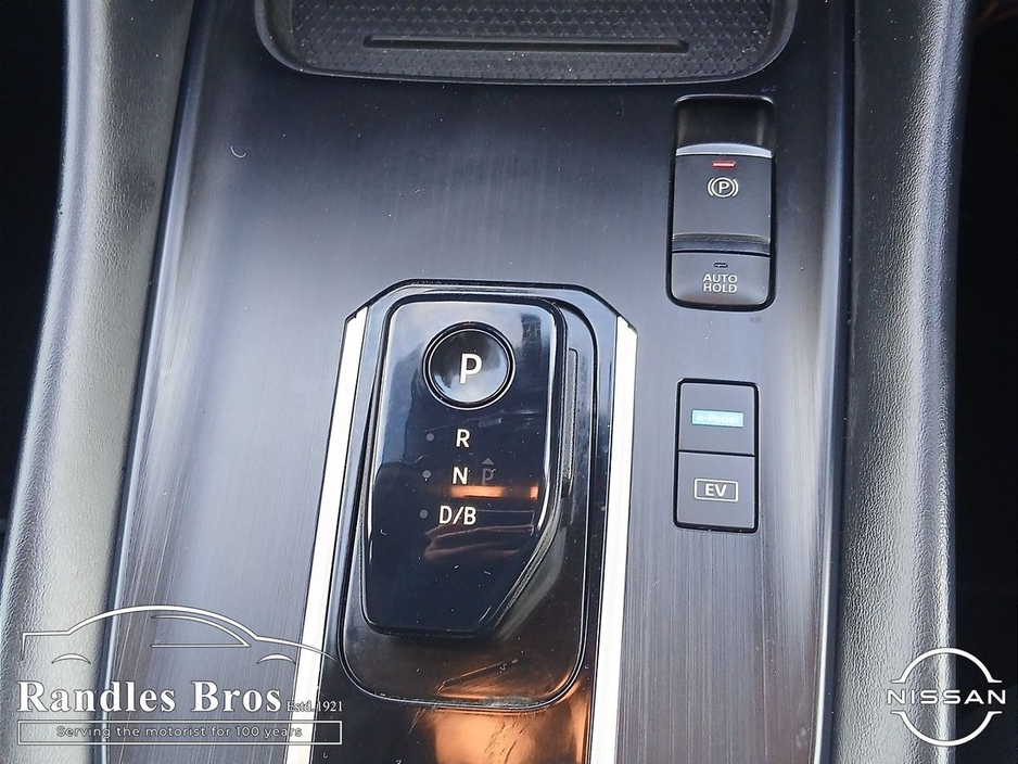 Nissan Qashqai ePOWER QASHQAI SV PREMIUM — thumbnail 17