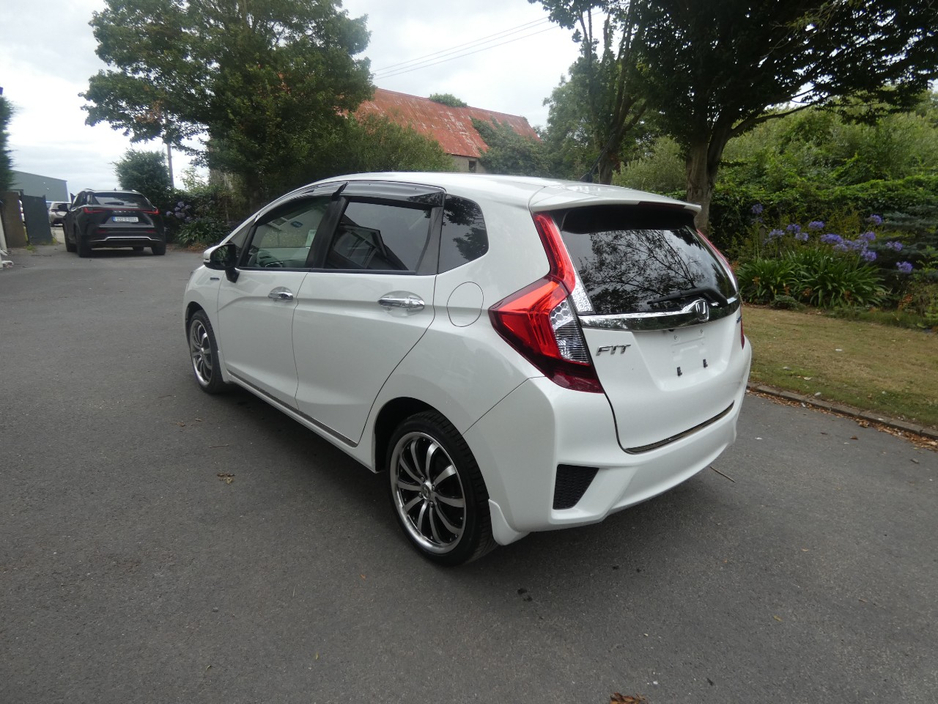 2015 Honda Fit 1.5L Hybrid For Sale Images