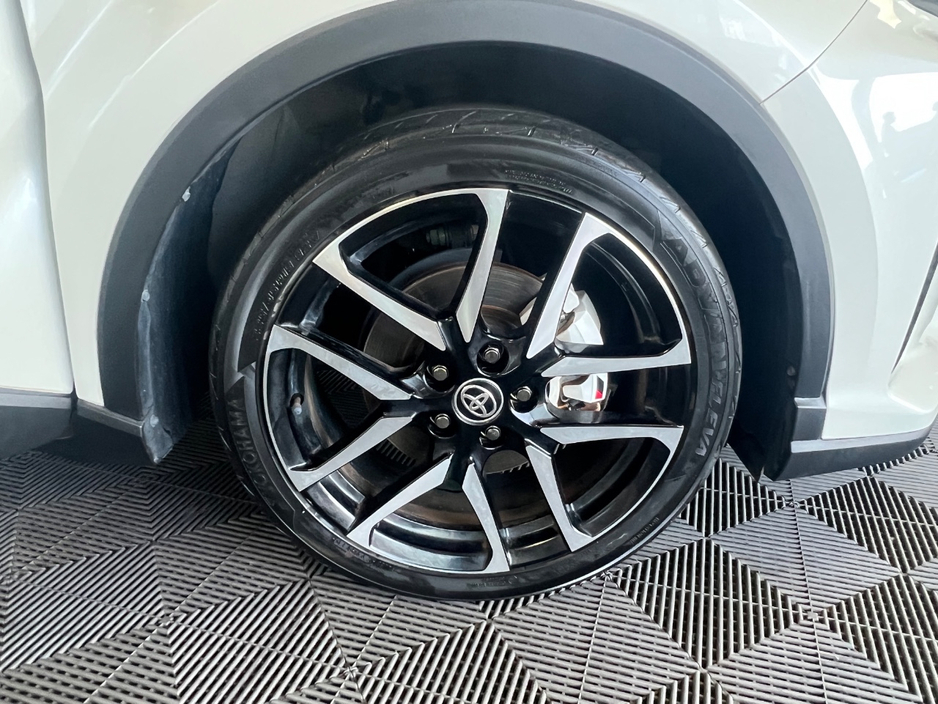2020 Toyota C-HR 1.8L Petrol Hybrid For Sale Images