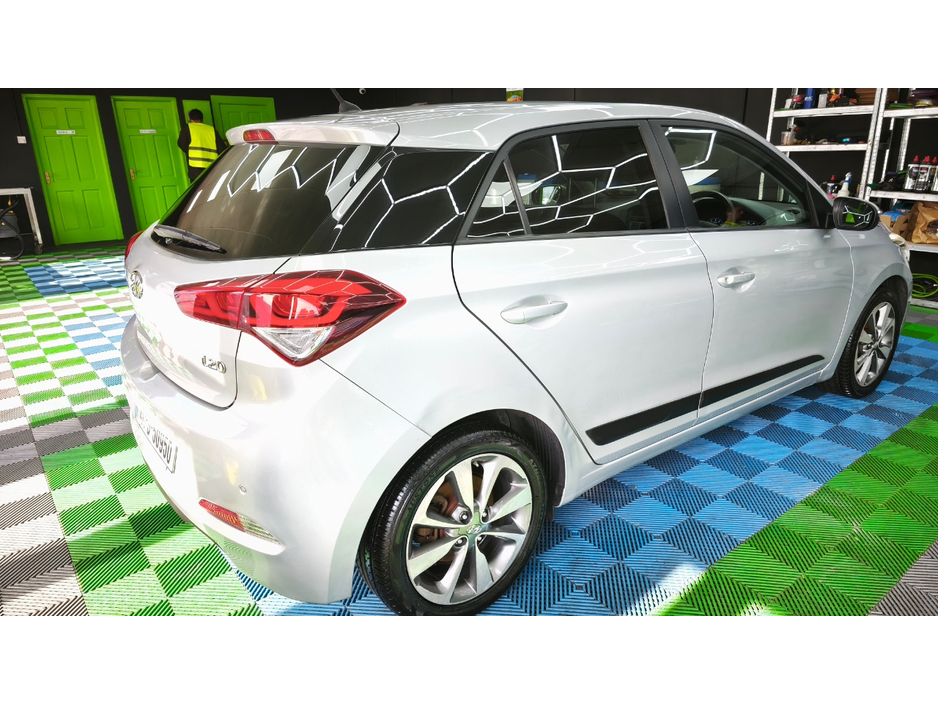 Hyundai i20 PREMIUM 83BHP 5DR — thumbnail 7