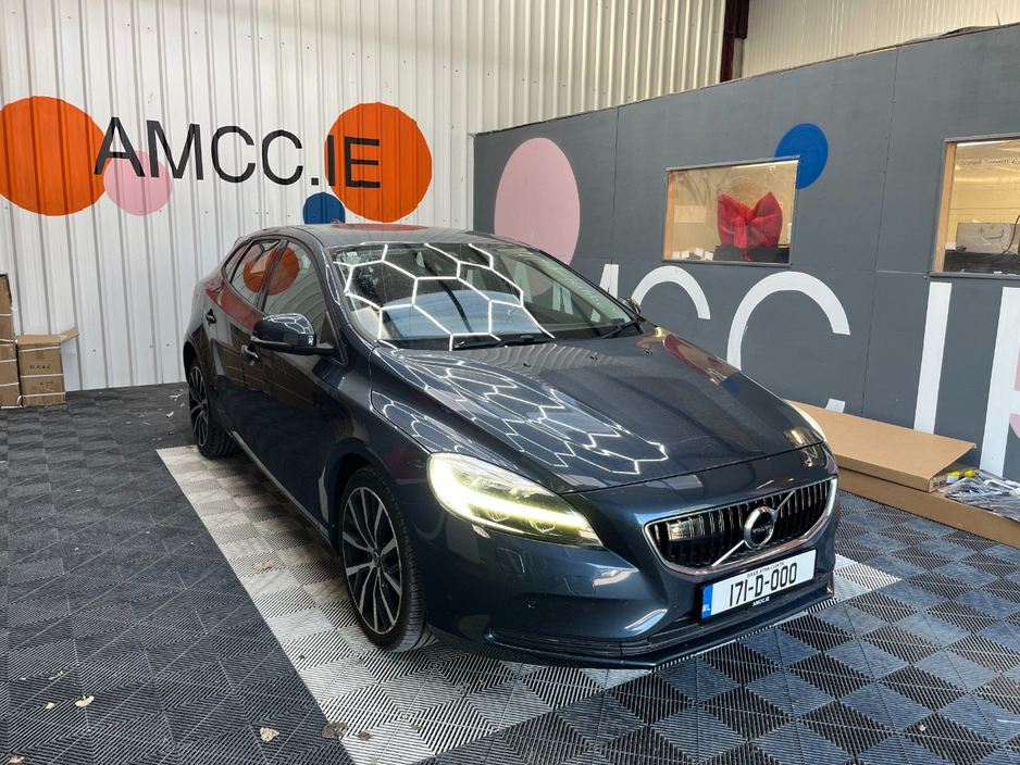 Used Volvo V40 2017 in Dublin