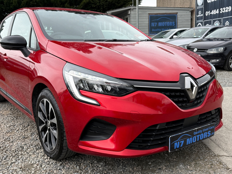 2023 Renault Clio 1L Petrol For Sale Images