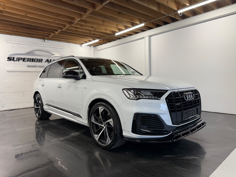 2021 Audi Q7 3L Petrol Hybrid For Sale Images