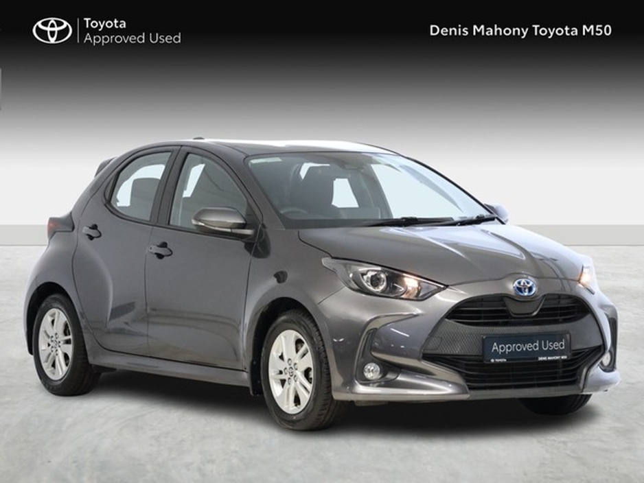 Toyota Yaris Luna Hybrid