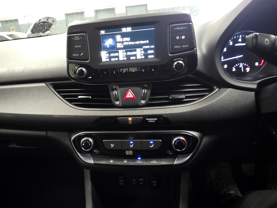 2018 Hyundai i30 1.4L Petrol For Sale Images