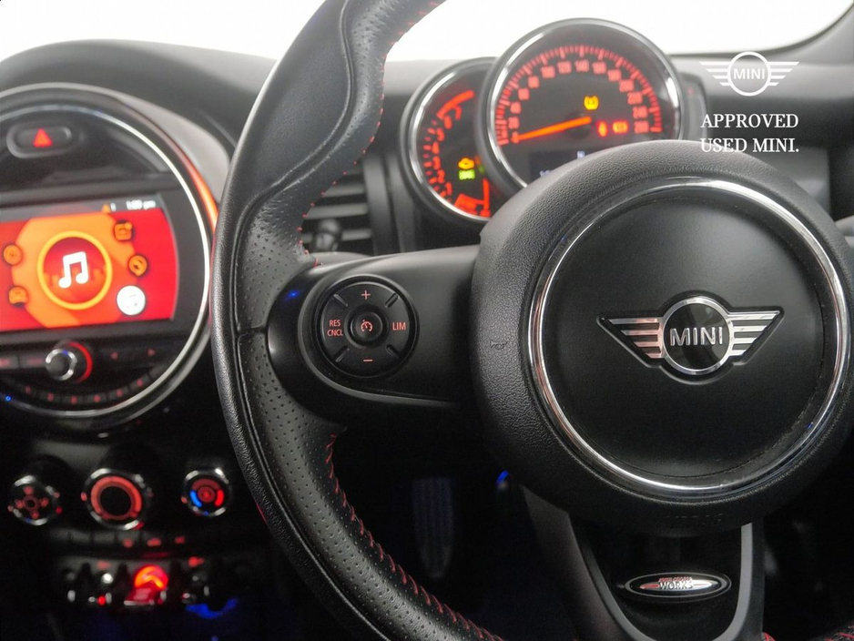2019 MINI Hatch 1.5L Petrol For Sale Images