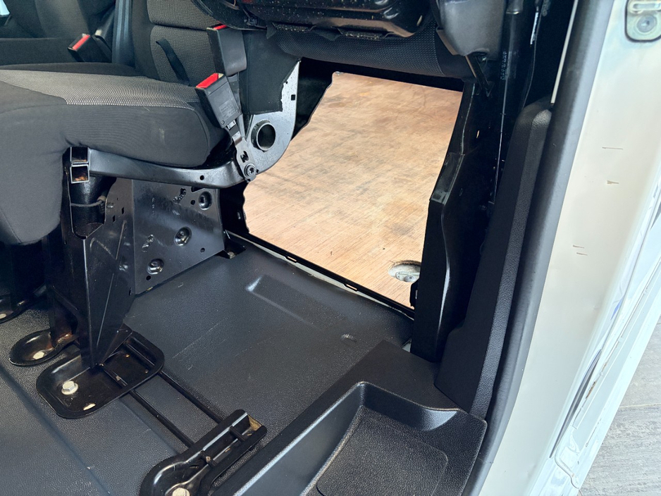 2023 Peugeot Expert 1.5L Diesel For Sale Images