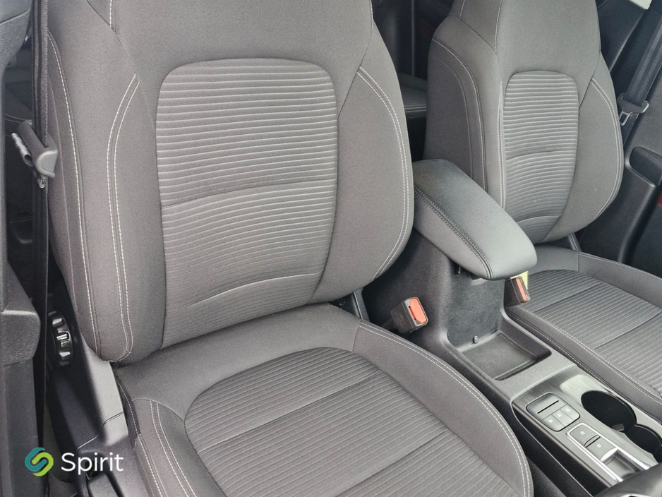 Ford Kuga 2.5 Duratec 225PS PHEV Titanium Auto Call Dave 0862045250 — thumbnail 17