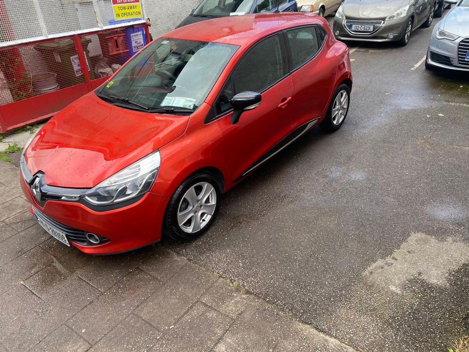2014 Renault Clio 1.1L Petrol For Sale Images
