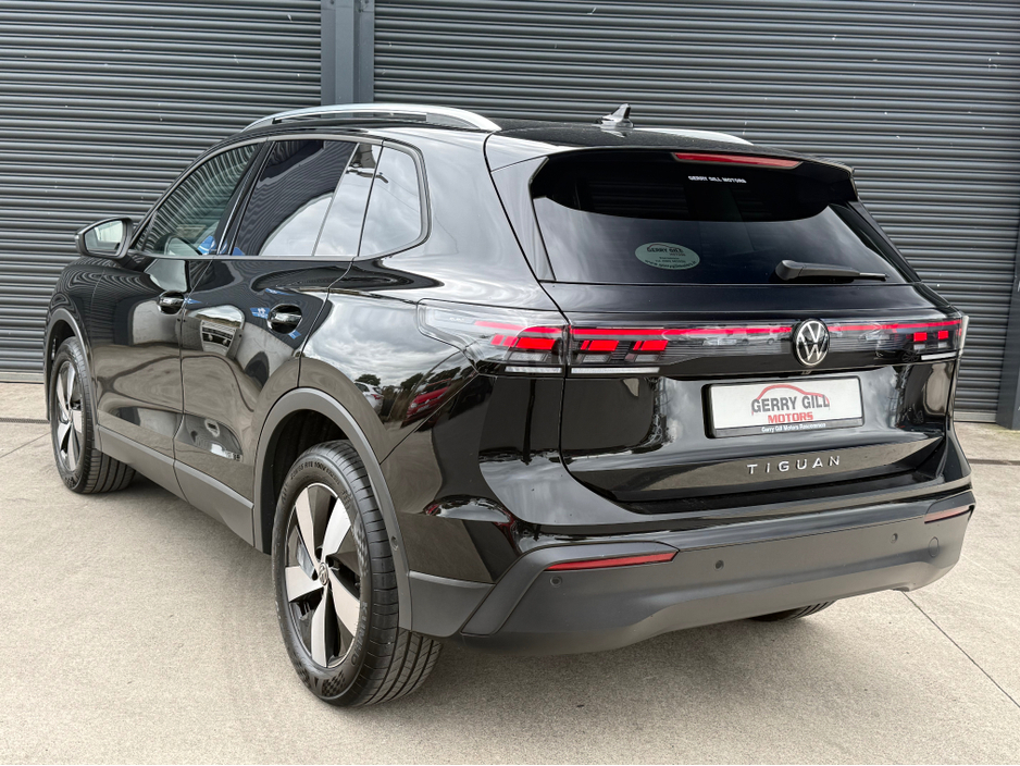 2025 Volkswagen Tiguan 2L Diesel For Sale Images