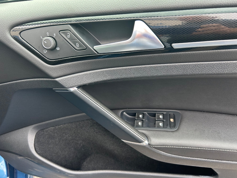 2017 Volkswagen Golf 1.4L Petrol For Sale Images