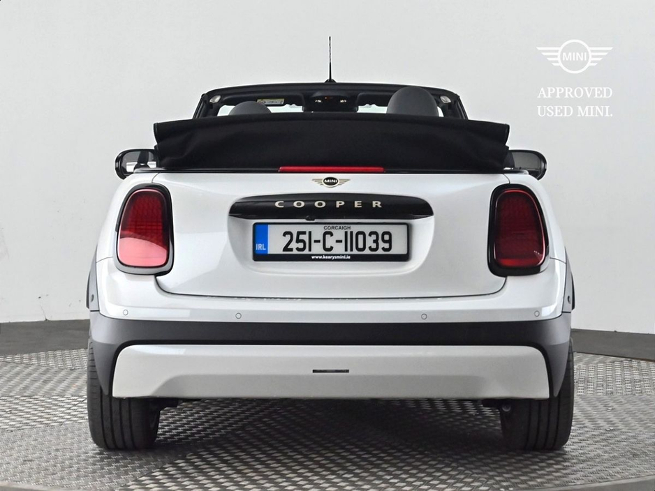 2025 MINI Hatch 2.0L Petrol For Sale Images