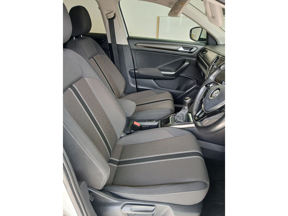 2019 Volkswagen T-Roc 1L Petrol For Sale Images