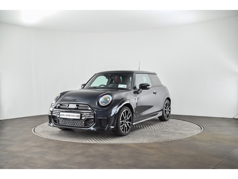 2025 MINI Cooper 2L Petrol For Sale Images
