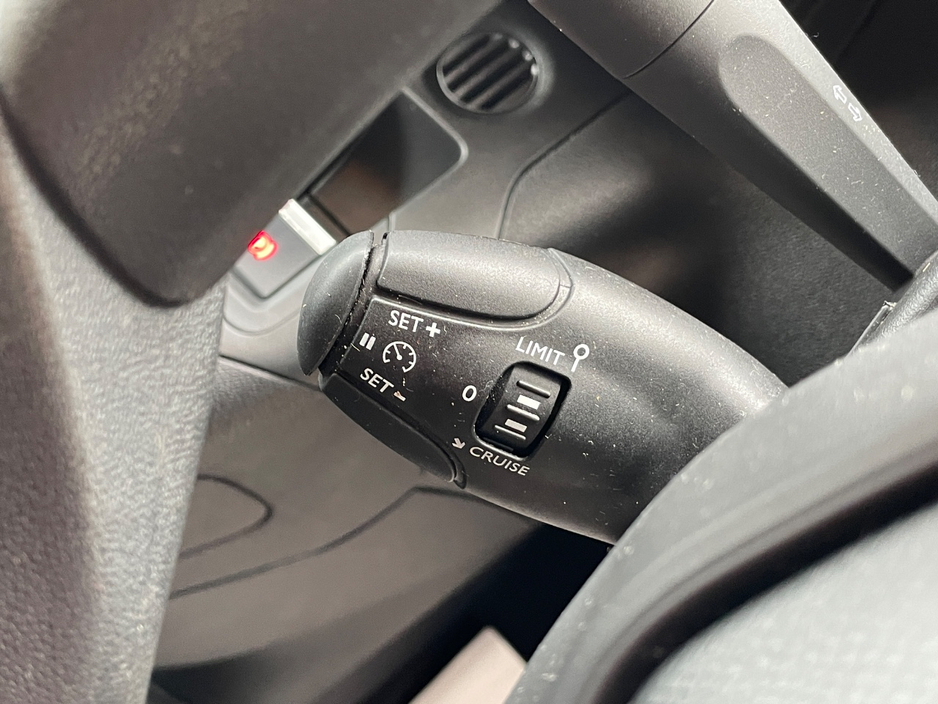 2022 Peugeot Partner 1.5L Diesel For Sale Images