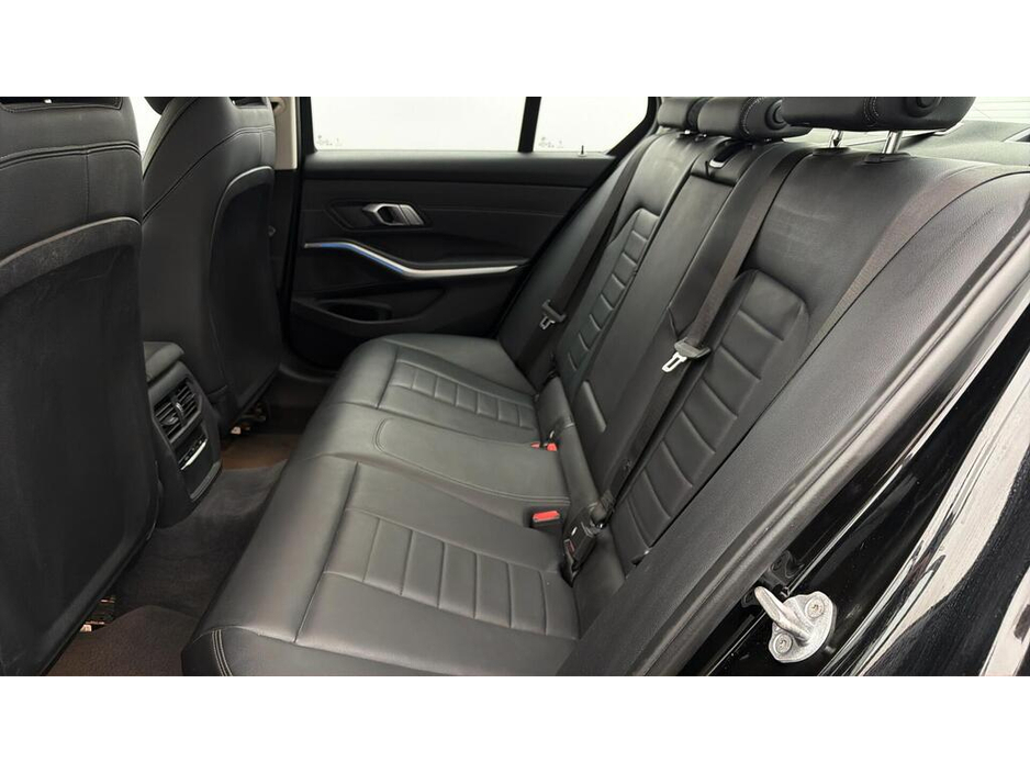2022 BMW 3 Series 2L Hybrid For Sale Images