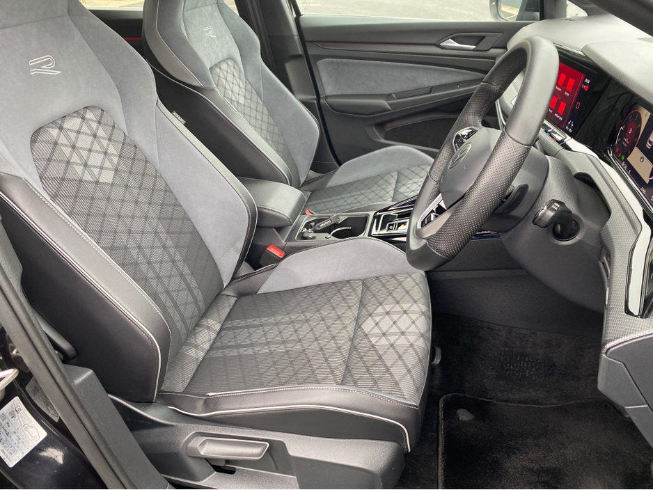 2024 Volkswagen Golf 2L Diesel For Sale Images