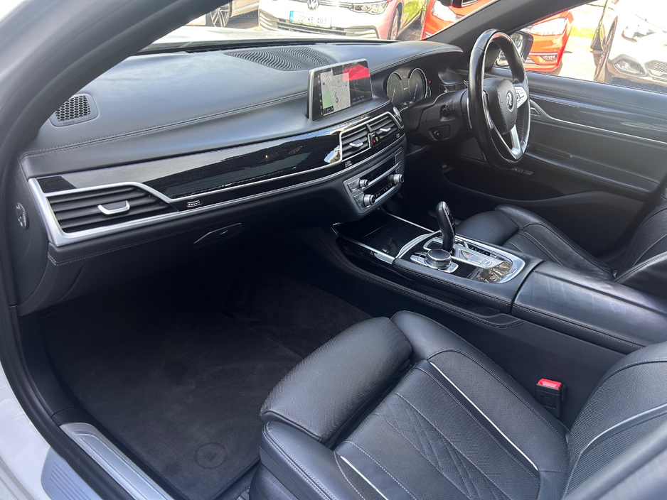 2017 BMW 7 Series 2L Petrol Plug-in Hybrid For Sale Images