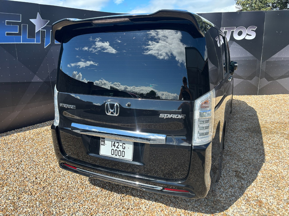 2014 Honda Stepwagon 2L Petrol For Sale Images