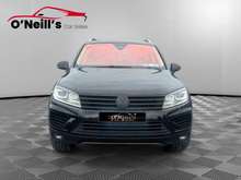 2017 Volkswagen Touareg 3L Diesel For Sale Images