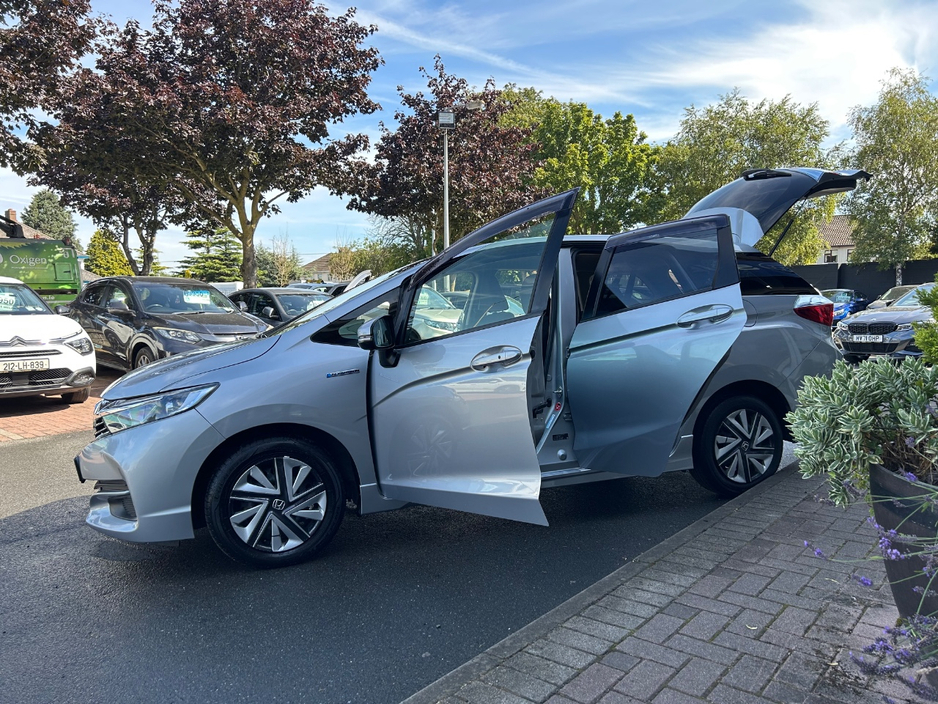 2018 Honda Shuttle 1.5L Petrol Hybrid For Sale Images