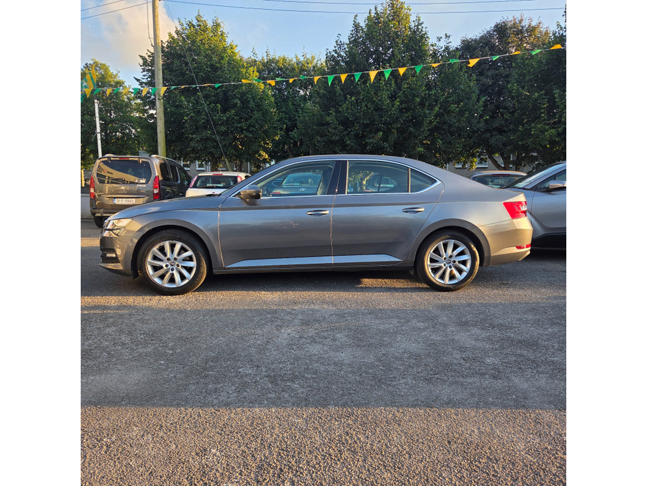2023 Skoda Superb 2L Diesel For Sale Images