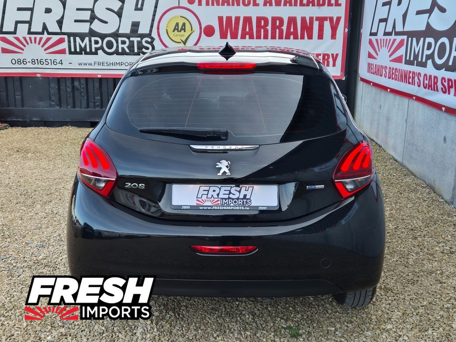 Peugeot 208 *STYLE MODEL* — thumbnail 5