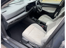 2023 Volkswagen Golf 1.4L Hybrid For Sale Images