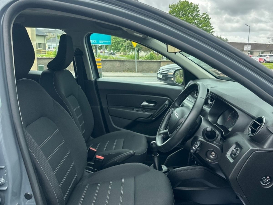 2024 Dacia Duster 1.5L Diesel For Sale Images