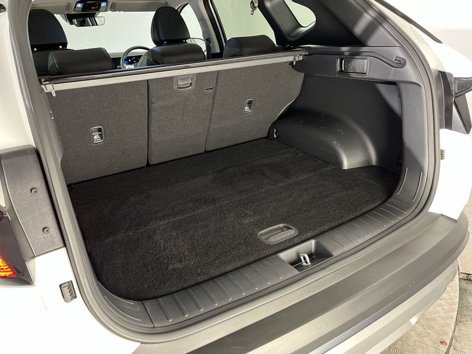 Hyundai Tucson Face Lift Executive Plus 1.6 HEV - Reversing Camera - Sat Nav - Climate Control - Heated Seats/Steering Wheel - Cruise Control - Keyless Start - Apple CarPlay/Android Auto — thumbnail 12