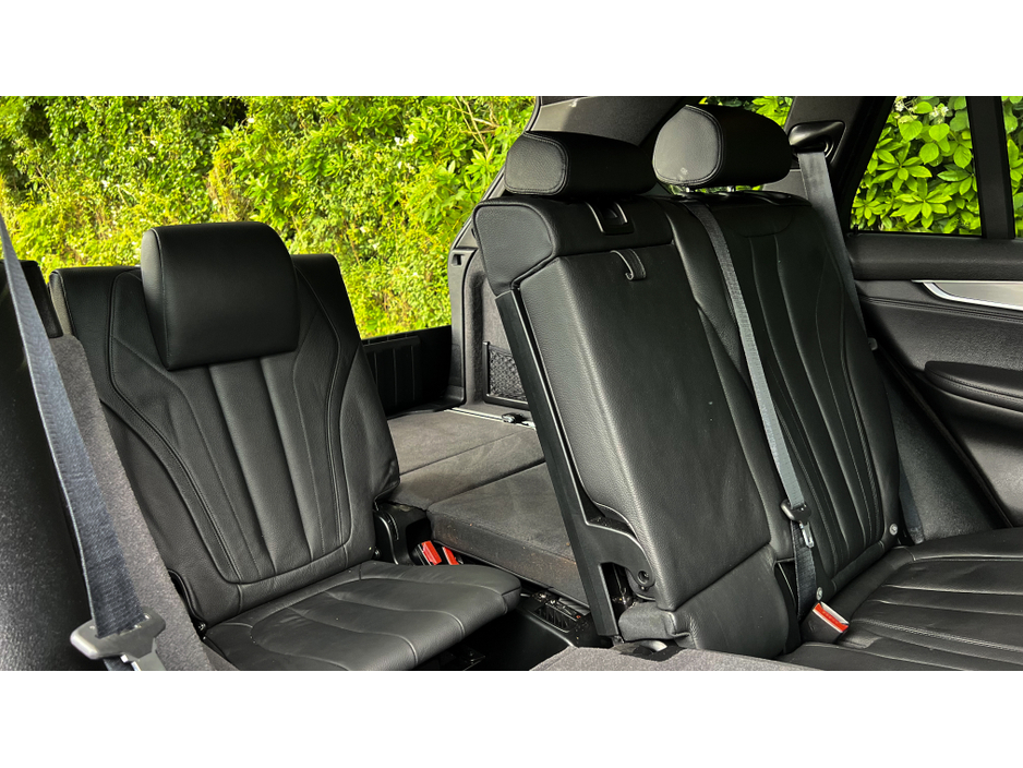 bmw-x5-7-seater-interior