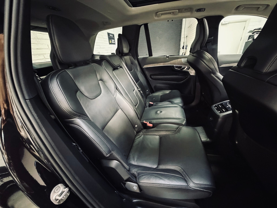 2022 Volvo XC90 2L Petrol Plug-in Hybrid For Sale Images