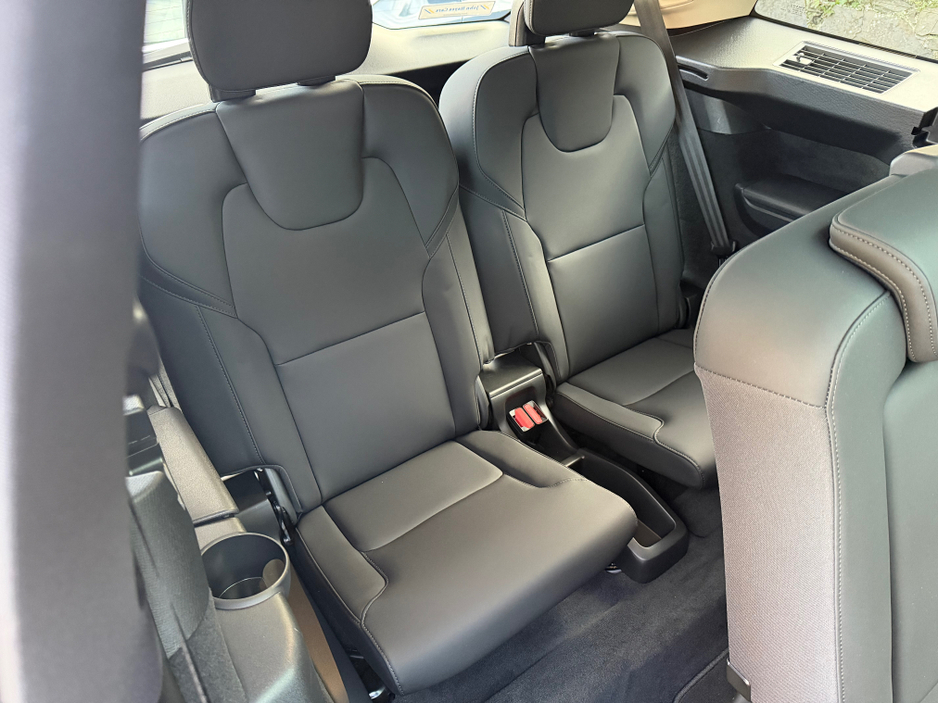 2025 Volvo XC90 2L Petrol Plug-in Hybrid For Sale Images