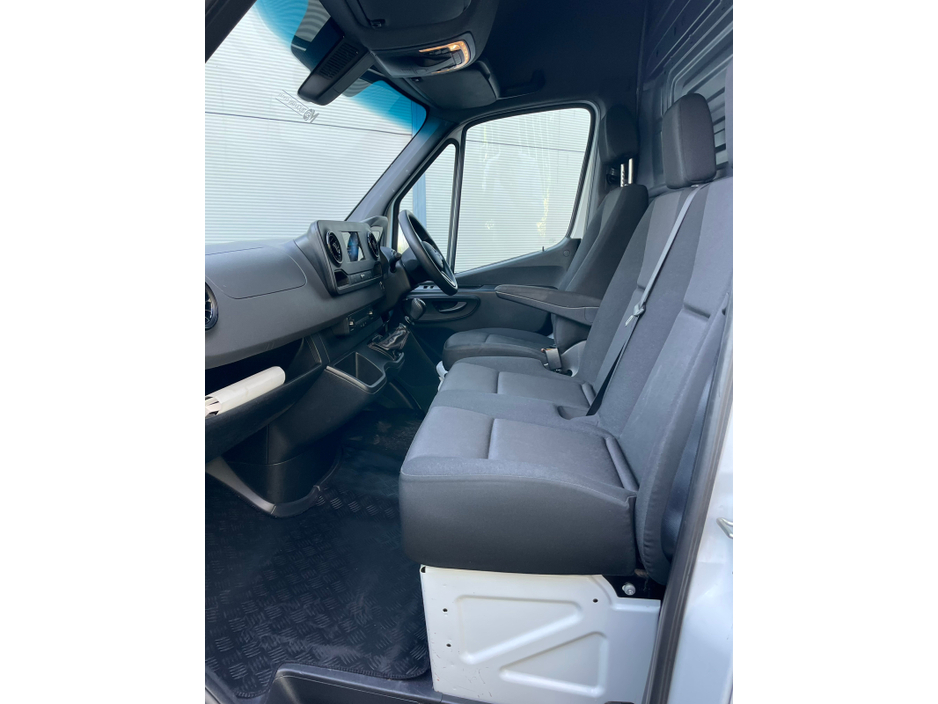 Used Mercedes-Benz Sprinter  (2021)