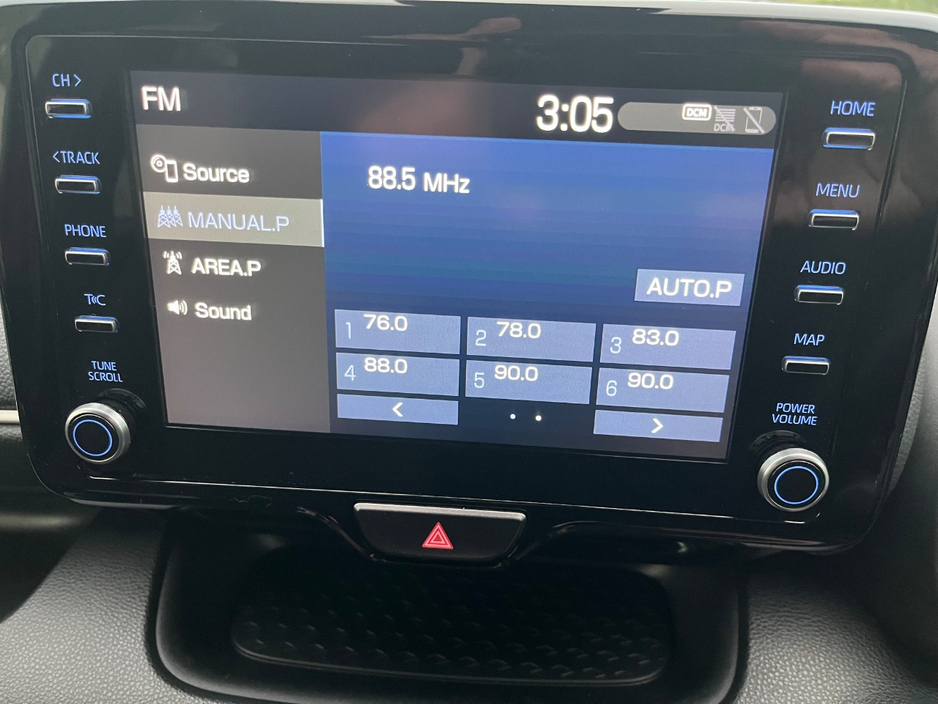 2020 Toyota Yaris 1.5L Petrol Hybrid For Sale Images