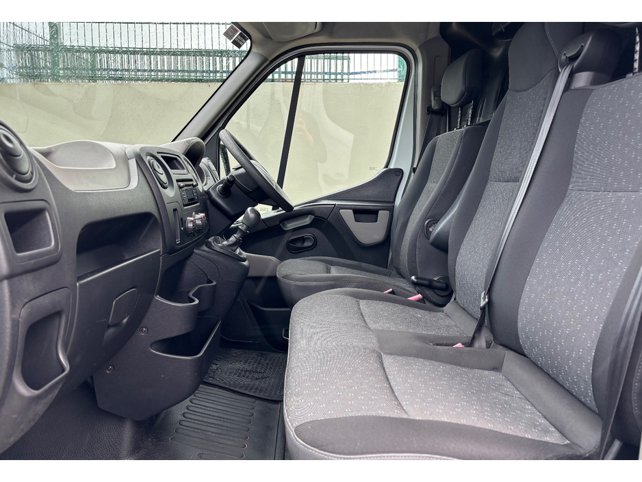 2017 Opel Movano 2.3L Diesel For Sale Images