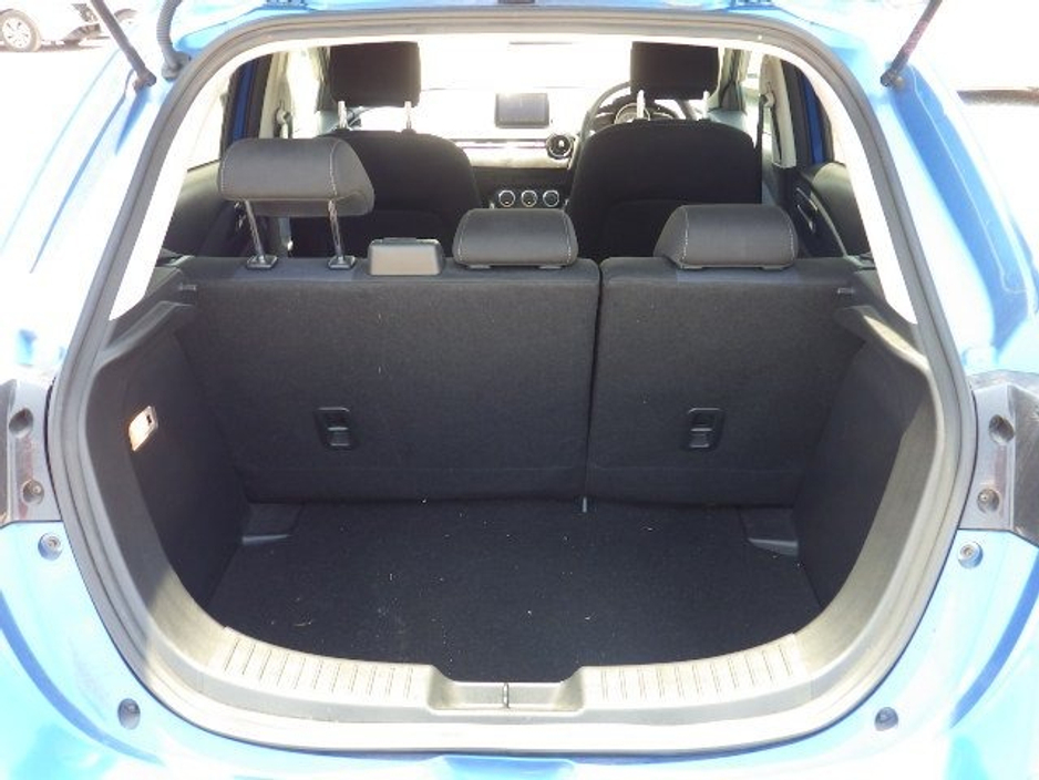 Mazda Demio SkyActive — thumbnail 9