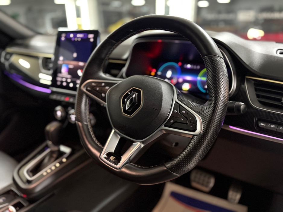 2023 Renault Arkana 1.6L Hybrid For Sale Images