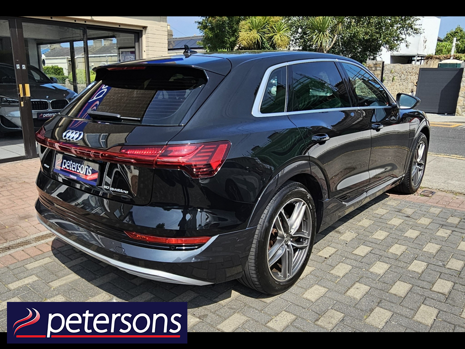 Audi e-tron TECHNIK 50 QUATTRO AUTOMATIC — thumbnail 11