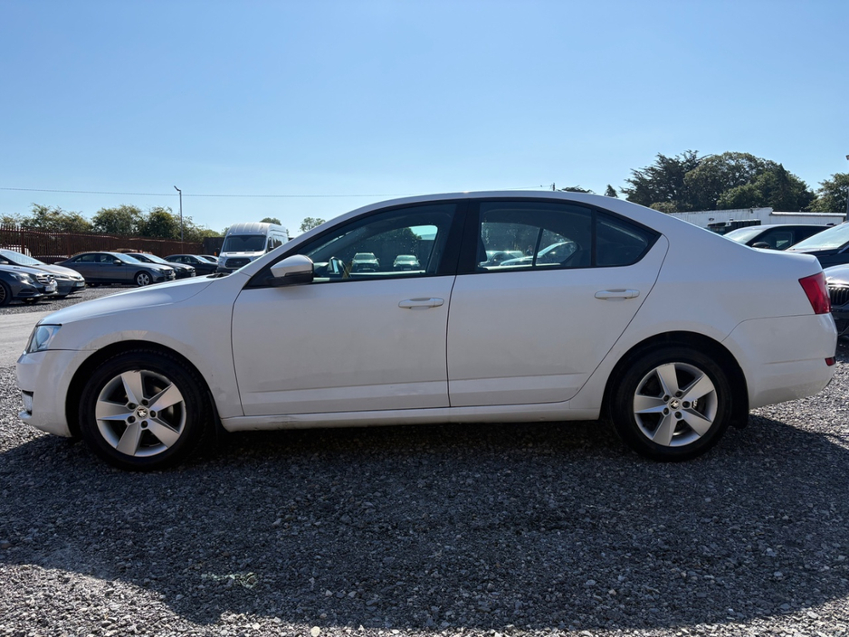 2015 Skoda Octavia 1.6L Diesel For Sale Images